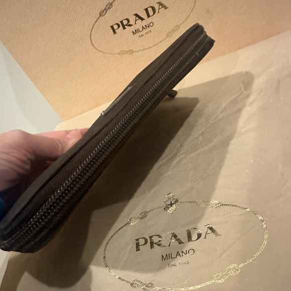 Prada wallet - Picture 9 of 14